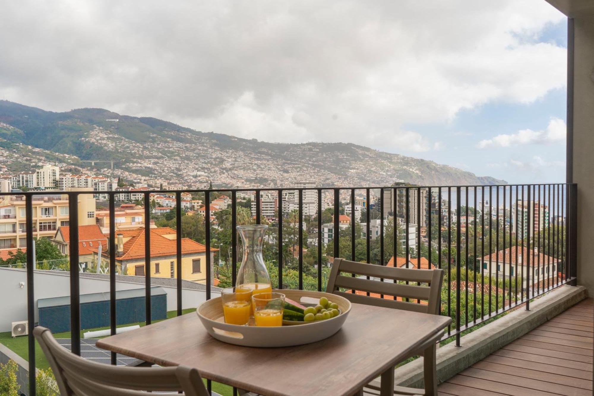 Green Boat By Madeira Best Apartments Фуншал Екстериор снимка
